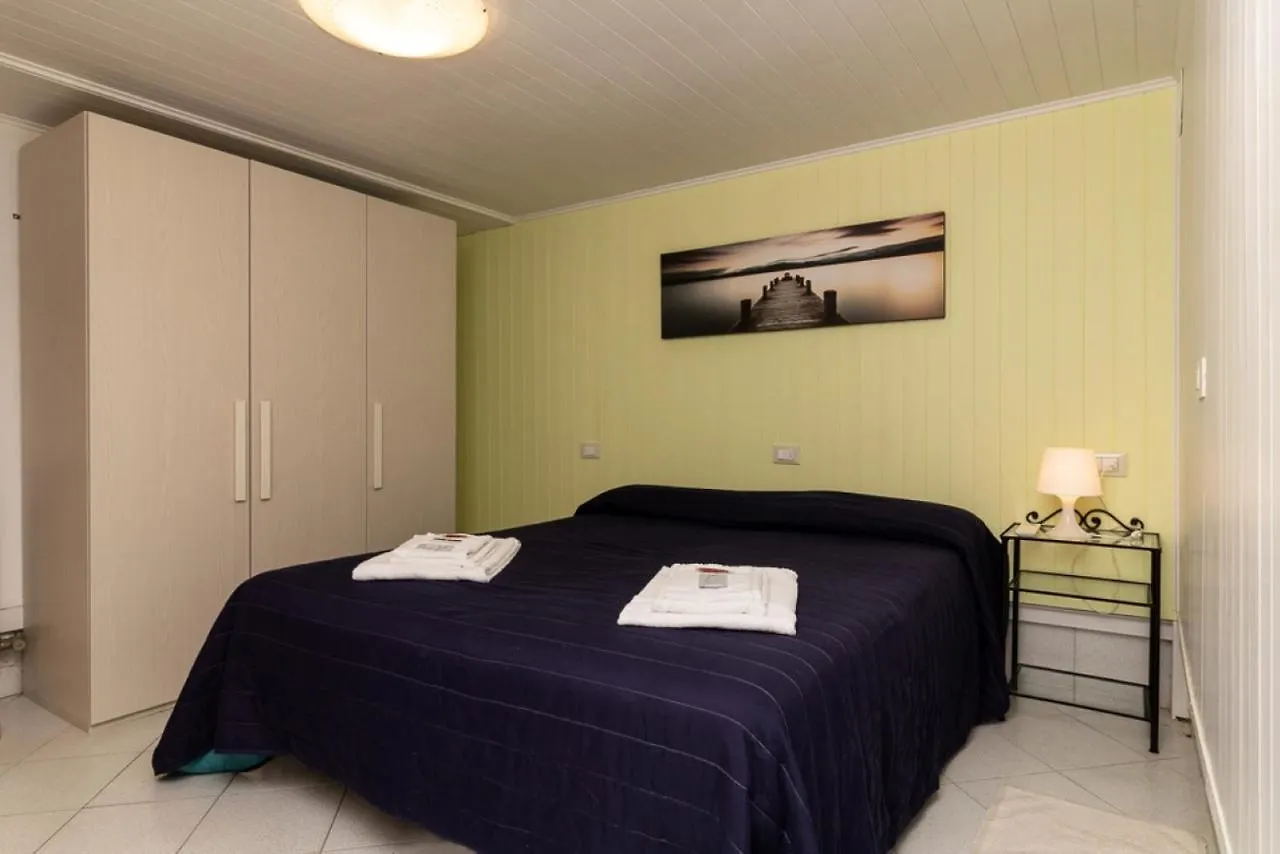 Veneziacentopercento Apartments & Rooms